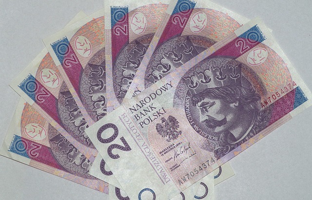 bank-loan-bank-money-640x480-70572960.jpeg